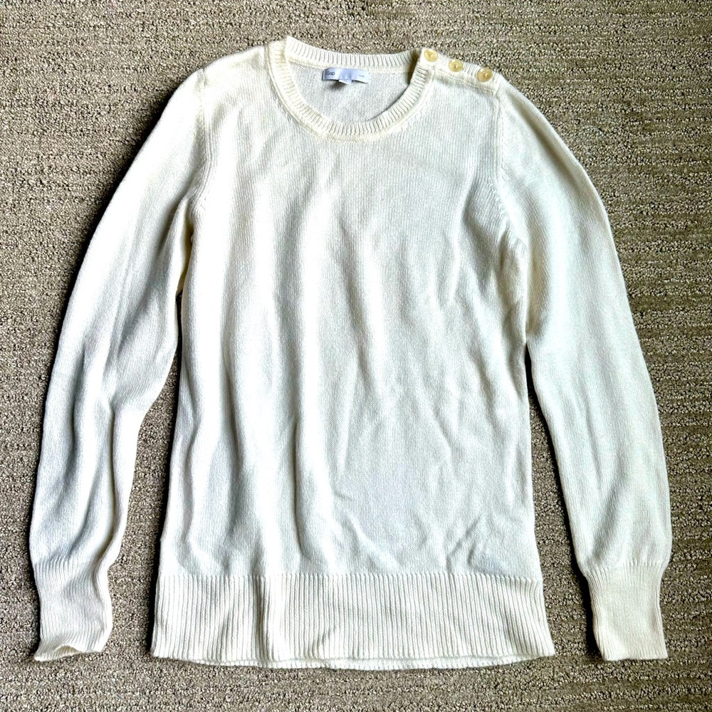 GAP Sweater